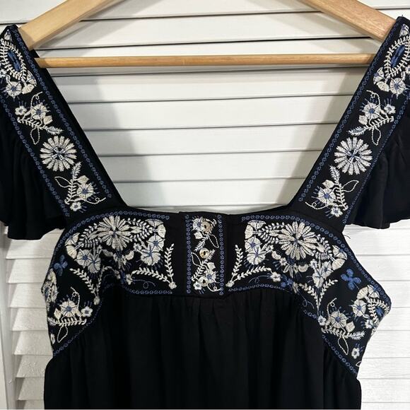Liv Los Angeles medium peasant blouse nwt - Picture 7 of 7